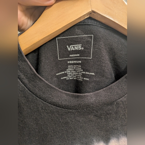 Vans Medium Long Sleeve T-Shirt - Skull and Roses - Picture 3 of 3